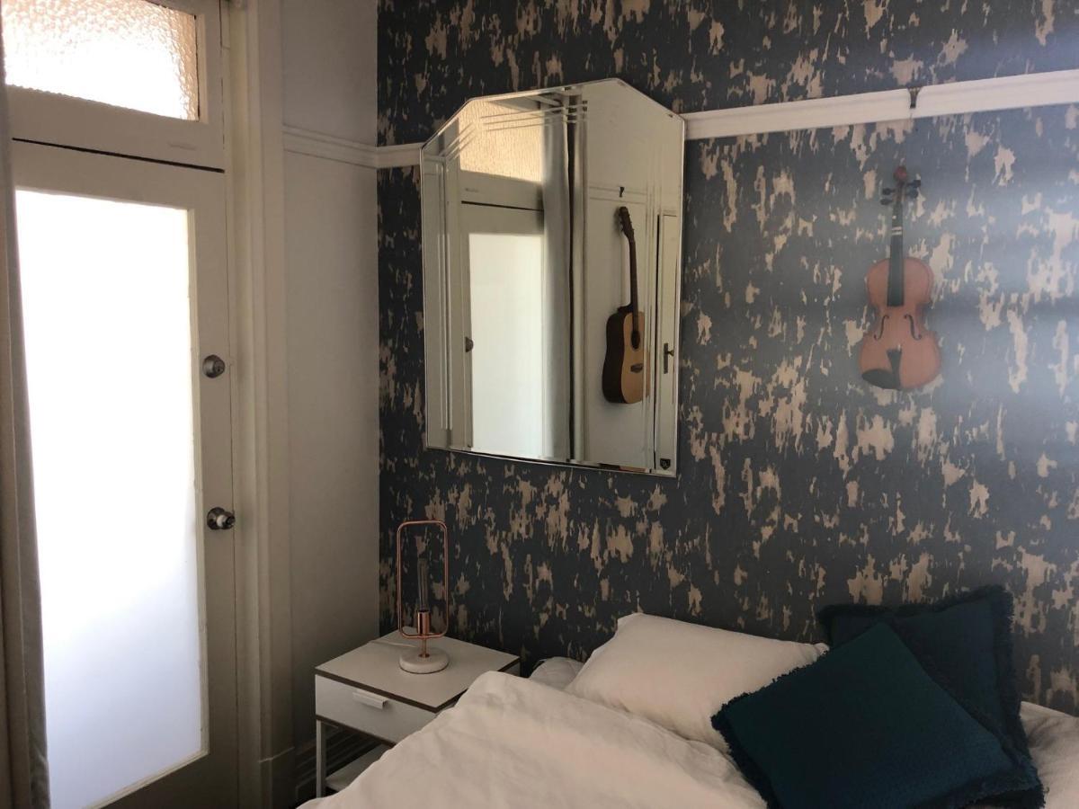 Cat And Fiddle Balmain Hotel Sydney Zewnętrze zdjęcie